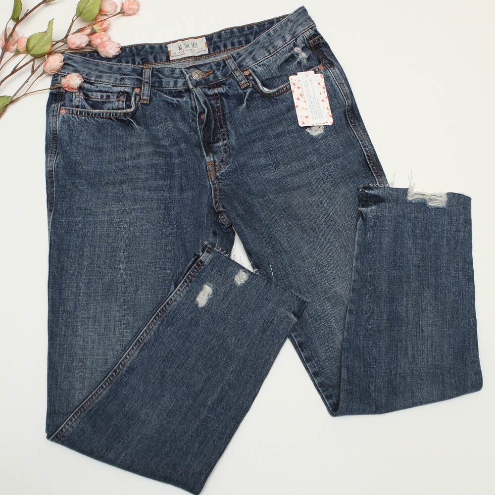 NWT Free People Slim Boyfriend Cropped Jeans